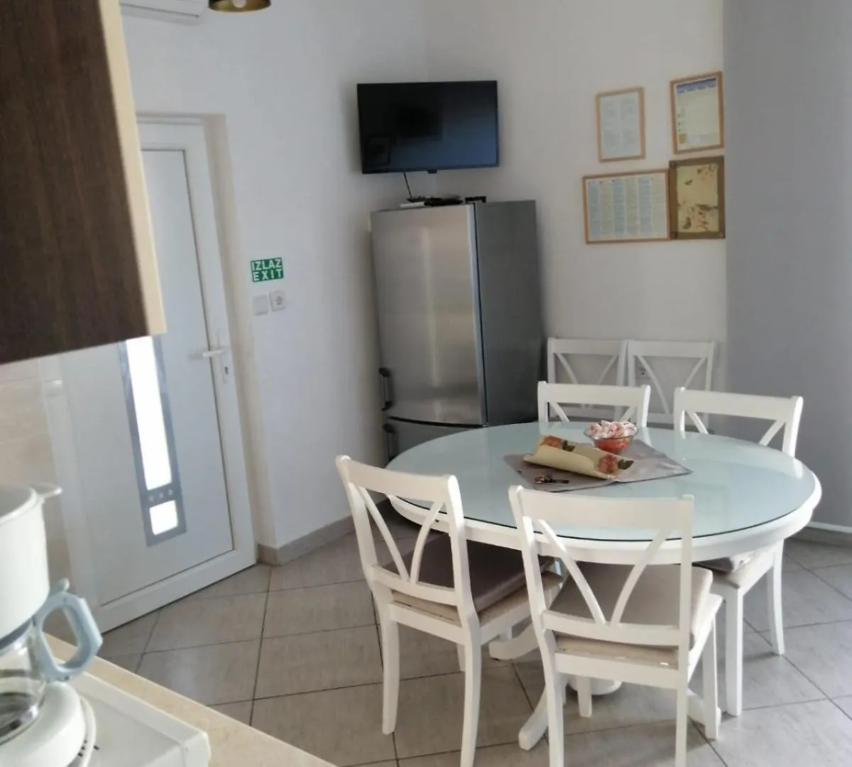 Apartments Kursan Seget Vranjica